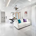 Sorrento Live Home
